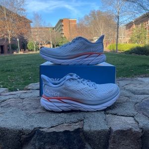 HOKA ONE ONE Clifton 8 size 6